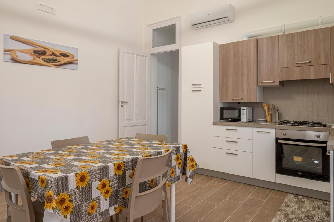 Le Case Di Franca Trapani Ngoại thất bức ảnh